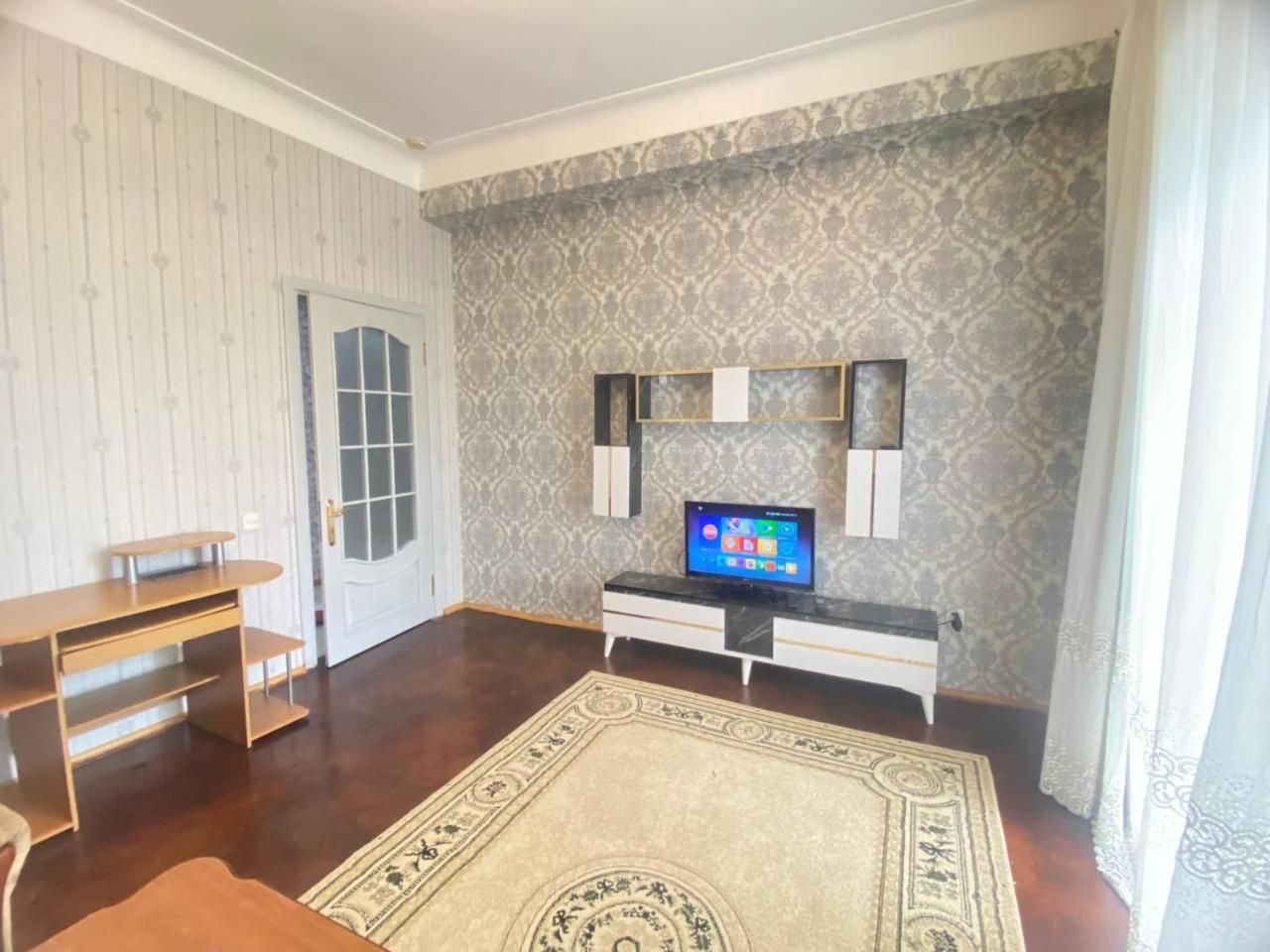 Apart Hotel In Nizami Баку Екстериор снимка